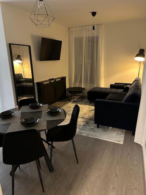ניוקאסל Modern Apartment, 1Km From City! מראה חיצוני תמונה
